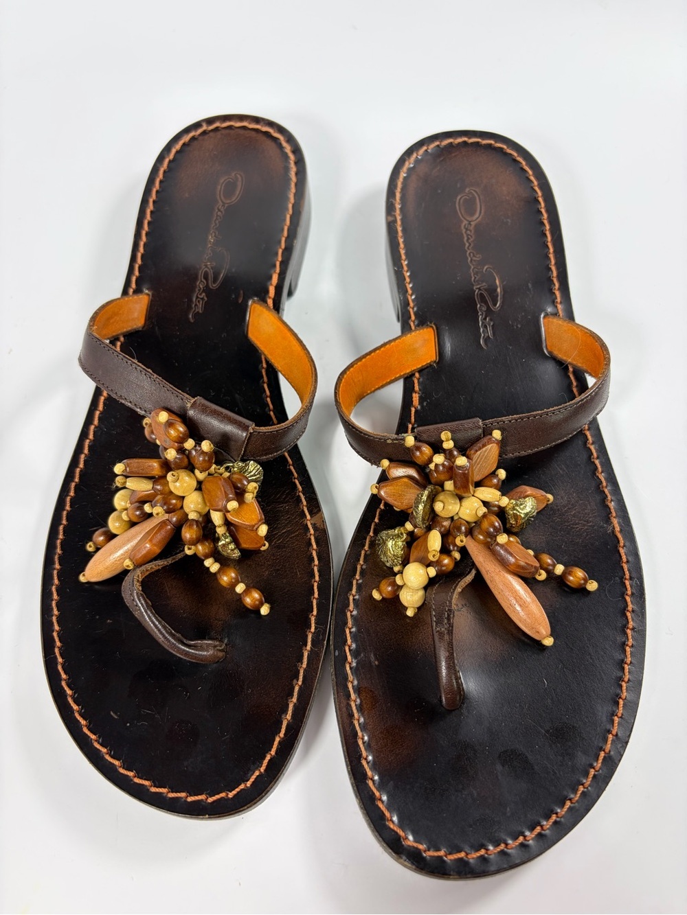 Oscar de la Renta Beaded Brown Leather Toe-Post Sandals. Fabulous!